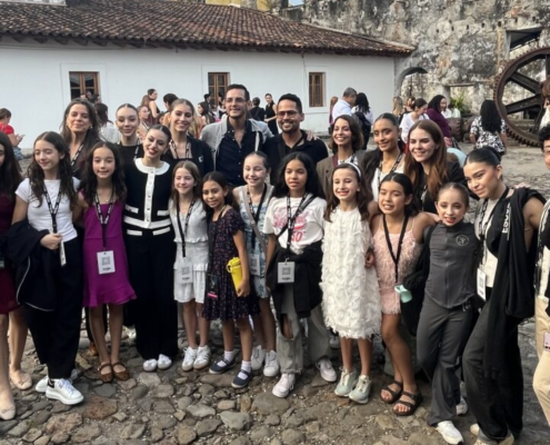 Alumnos de la Escuela Ballet de Monterrey en la Exhacienda de Toxan, en Córdoba, Veracruz, noviembre de 2025.